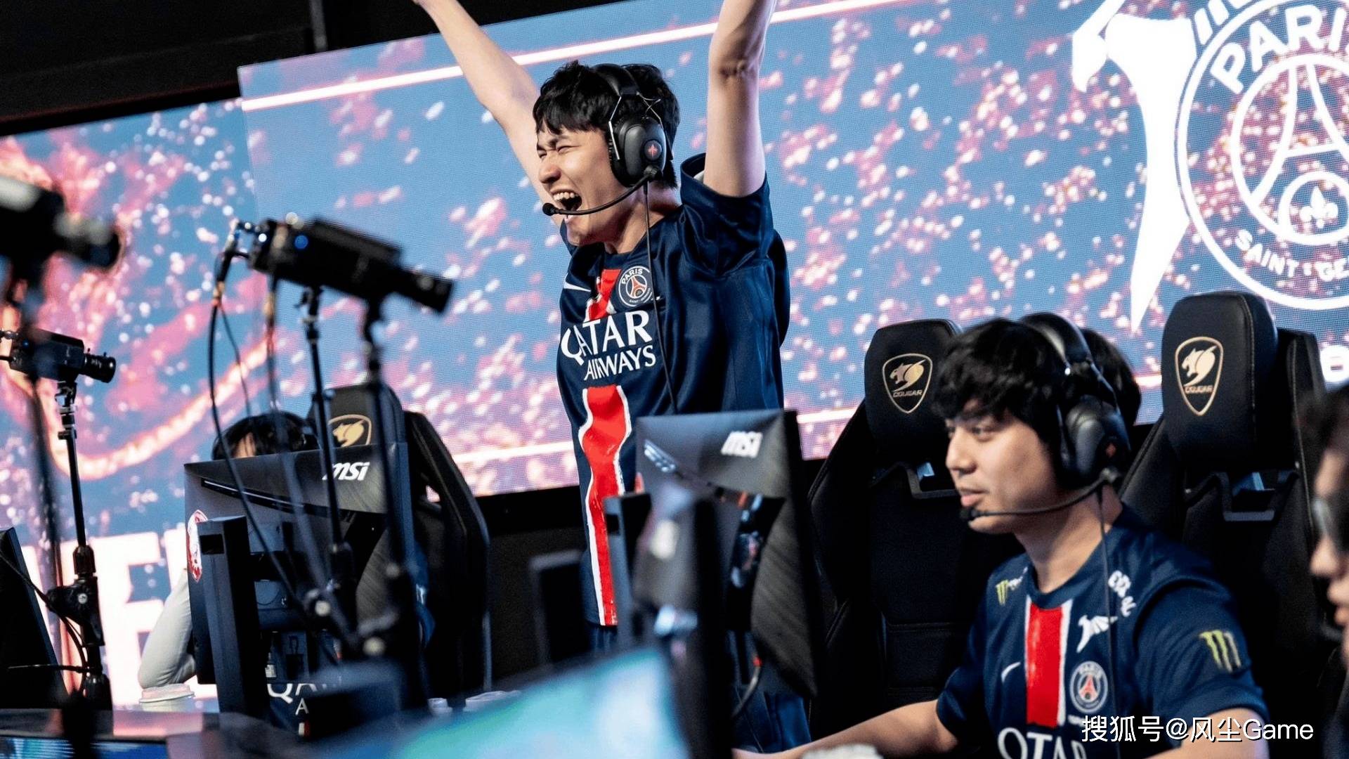 LOL全华班晋级世(shì)界賽(sài)！Karsa泪灑(sǎ)賽(sài)場(chǎng)，FoFo：我真的有罪(zuì)？