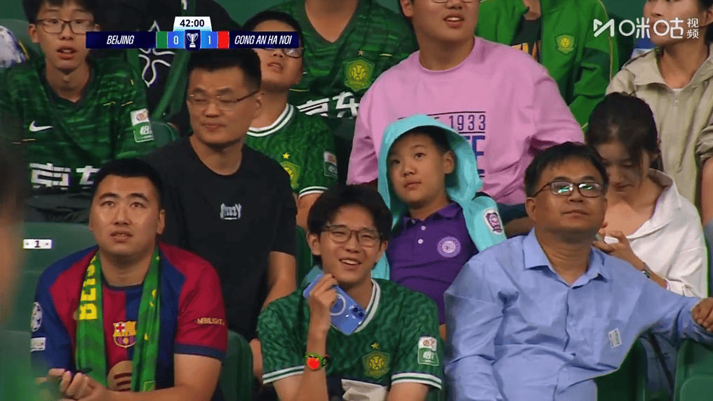 牛!“全华班”北京国安逼平8外援河内,球迷:越南冠军不过如此