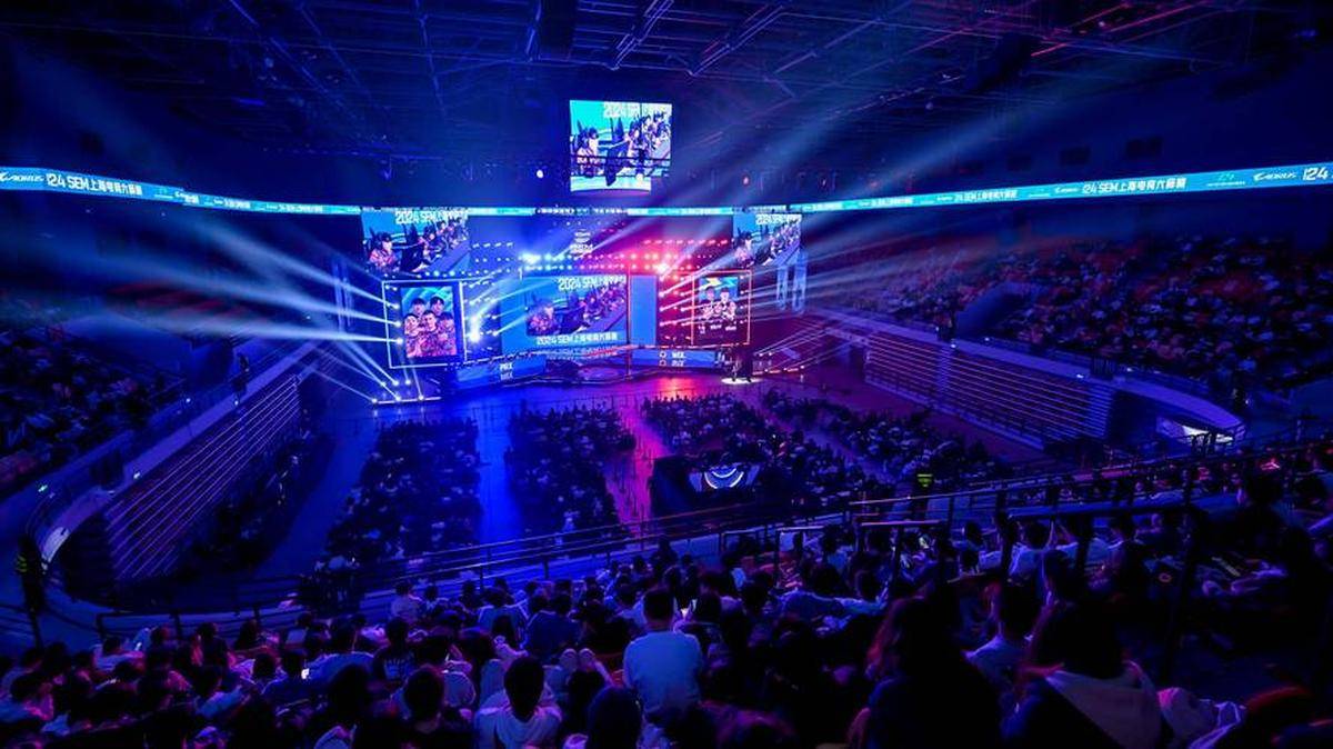 電(diàn)竞盛(shèng)宴：揭秘顶级電(diàn)竞赛事精彩瞬间及(jí)幕后故事