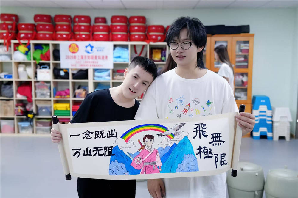 上海慈善周首日暖意浓:涵公益、RW侠Fly、彩虹雨,助力星宝成长