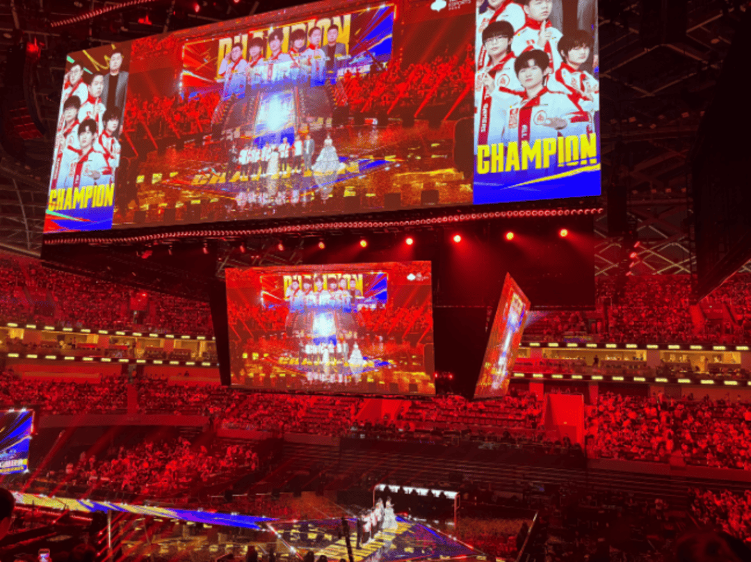 六连冠!成都AG超玩会夺得2025KPL夏季赛冠军