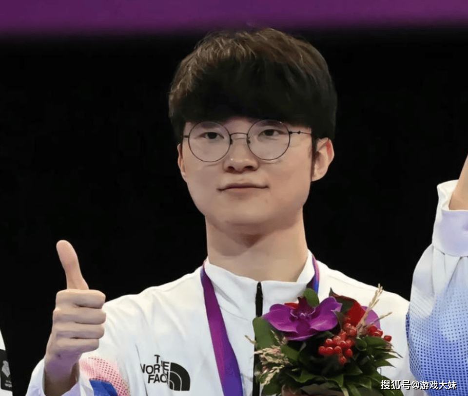 不(bù)愧(kuì)是(shì)最重视電(diàn)竞的(de)国家(jiā)，韩国高(gāo)一(yī)课本(běn)更新(xīn)，将亞(yà)运会LOL写进教(jiào)材